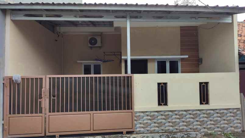 dijual rumah gg annur poris plawad