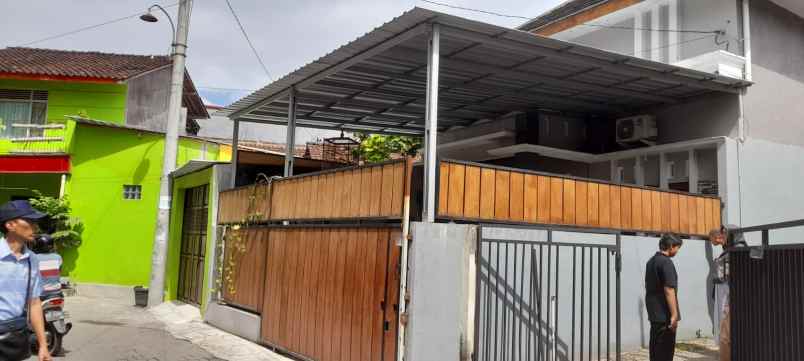 dijual rumah gg puntodewo sonopakis lor