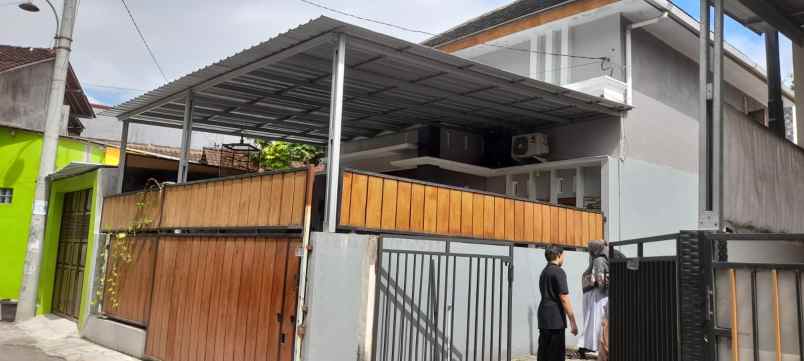 dijual rumah gg puntodewo sonopakis lor