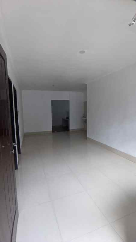 dijual rumah girya kebraon