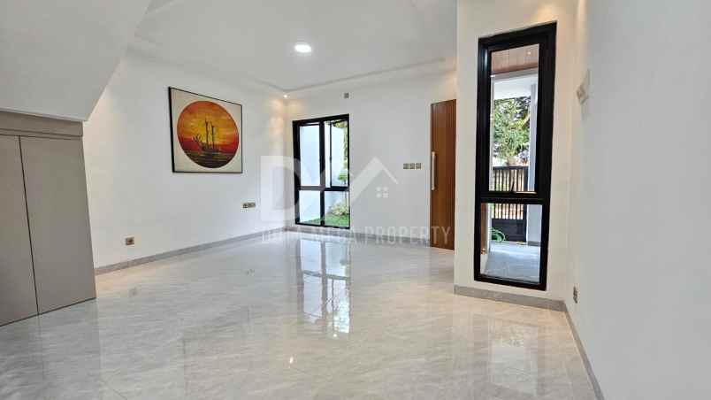 dijual rumah gr graha raya