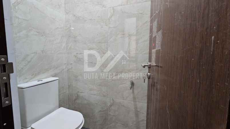 dijual rumah gr graha raya