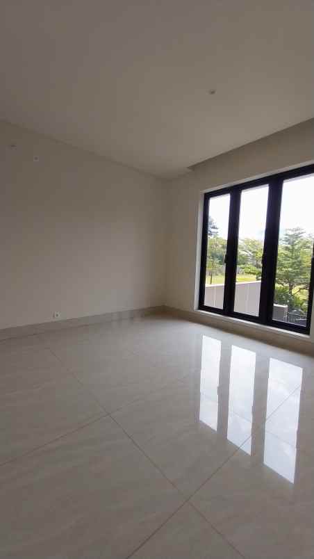 dijual rumah grand peninsula park