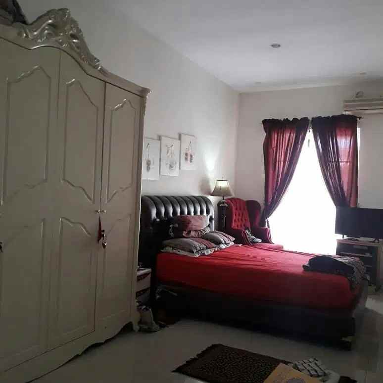 dijual rumah griya asri wonorejo