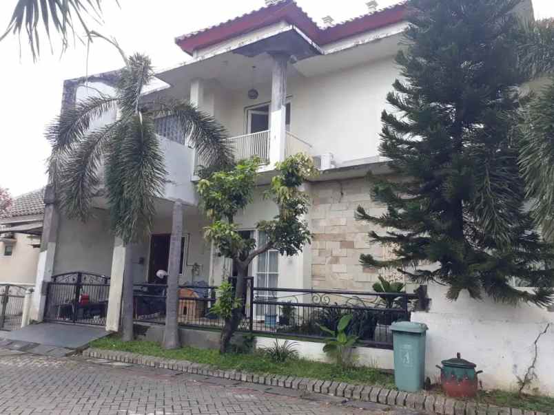 dijual rumah griya asri wonorejo