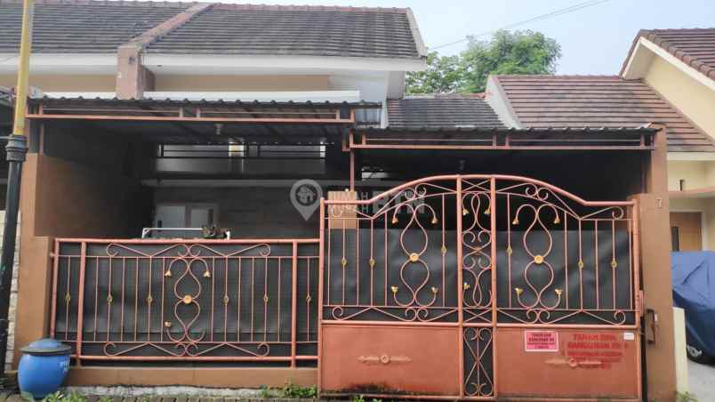 dijual rumah griya bunul