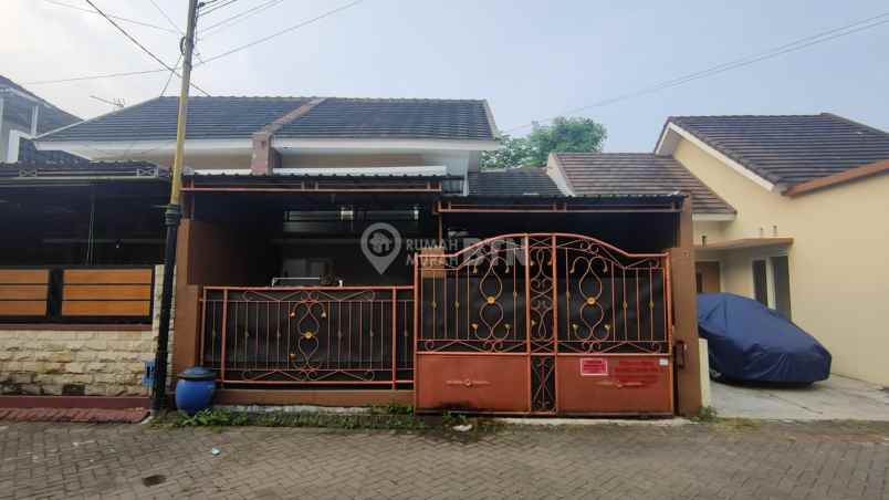 dijual rumah griya bunul