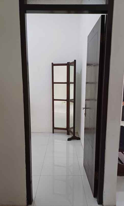 dijual rumah griya galeri bintaro