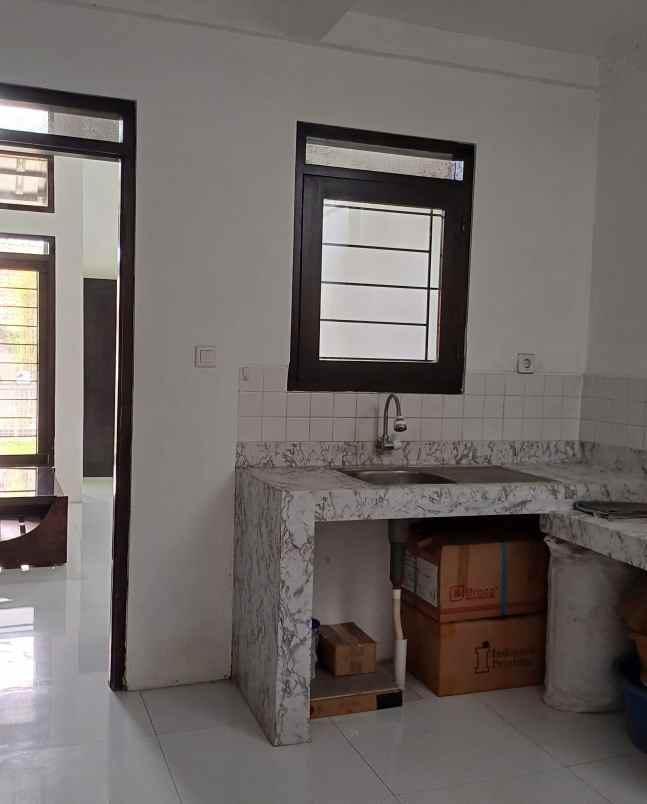 dijual rumah griya galeri bintaro