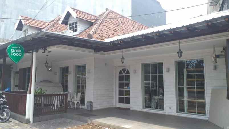 dijual rumah gubeng