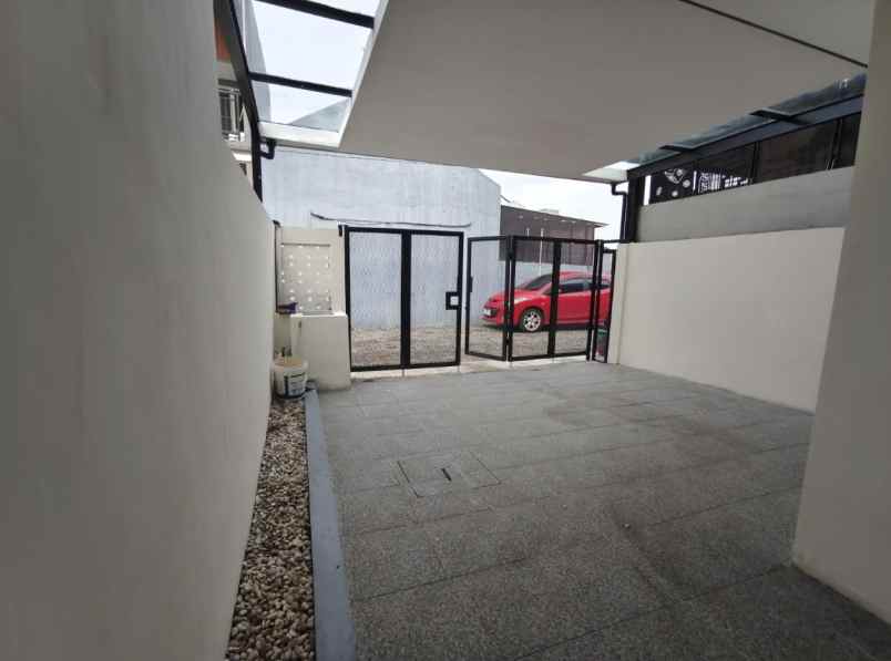 dijual rumah gunung anyar