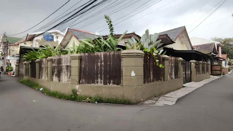 dijual rumah gunung indah cirendeu