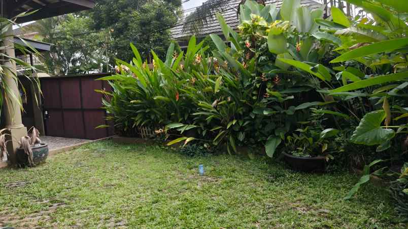 dijual rumah gunung indah cirendeu