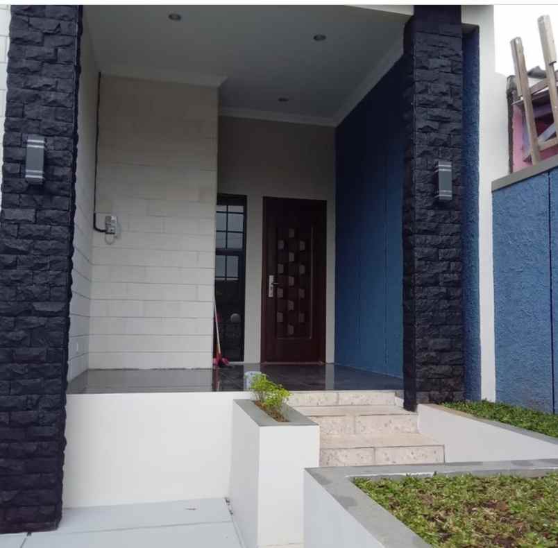 dijual rumah gunungpati