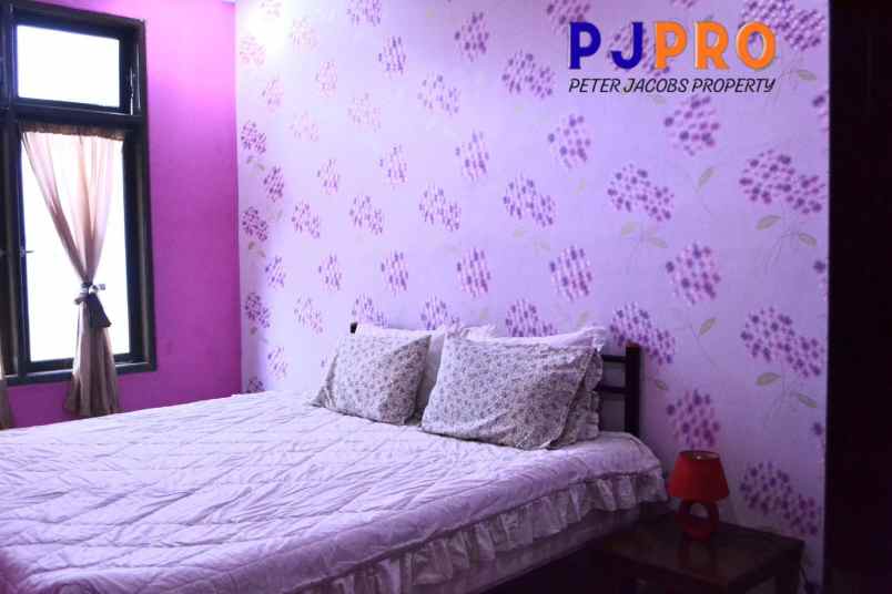 dijual rumah harapan indah dalam cluster