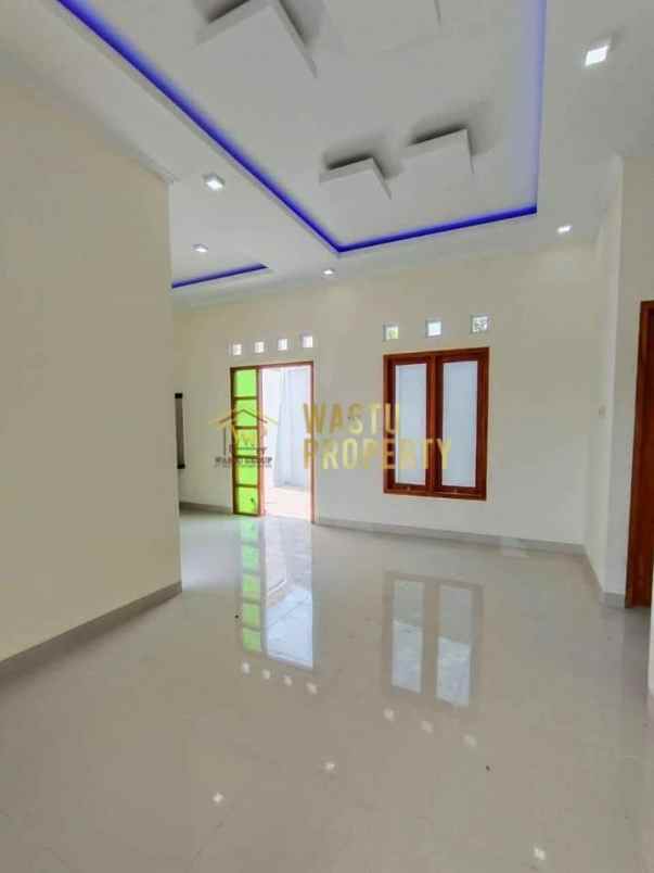 dijual rumah harjobinangun