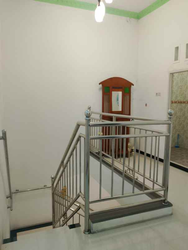 dijual rumah hook lokasi blimbing kota malang