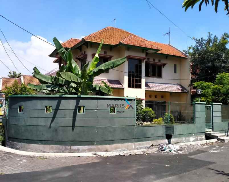 dijual rumah hook nginden intan dekat merr ubaya