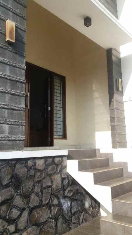 dijual rumah imperial gading sukapura