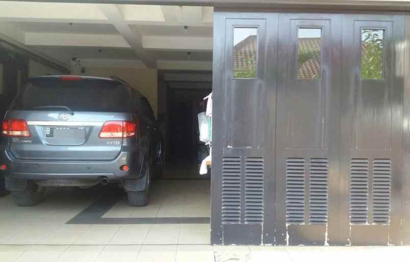 dijual rumah imperial gading sukapura