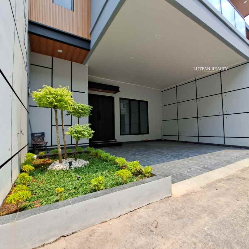 dijual rumah jagakarsa