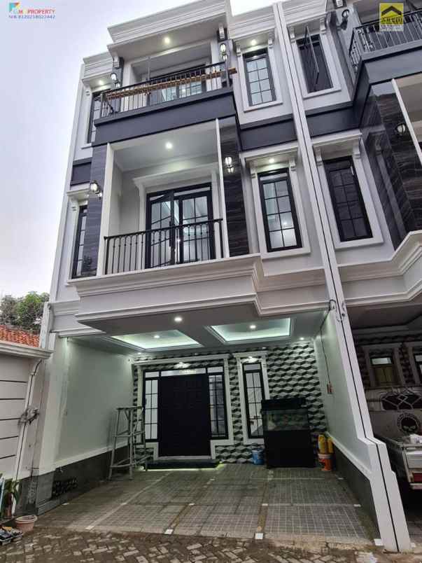 dijual rumah jagakarsa jakarta selatan