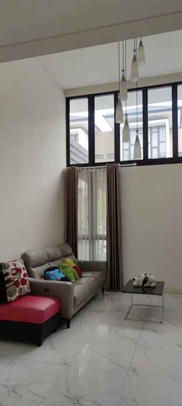 dijual rumah jakarta garden city cakung