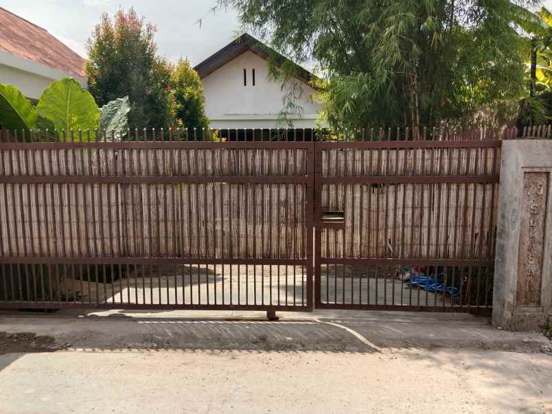 dijual rumah jalan brigjen katamso lrg