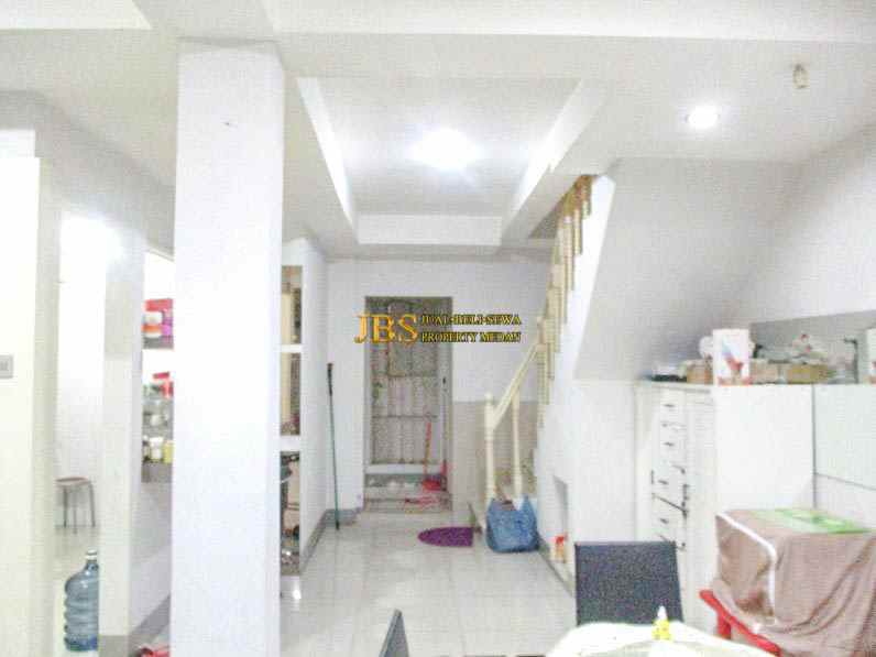 dijual rumah jalan burjamhal