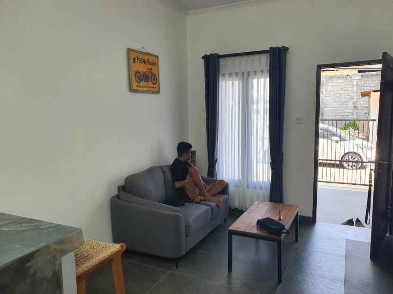 dijual rumah jalan gn soputan