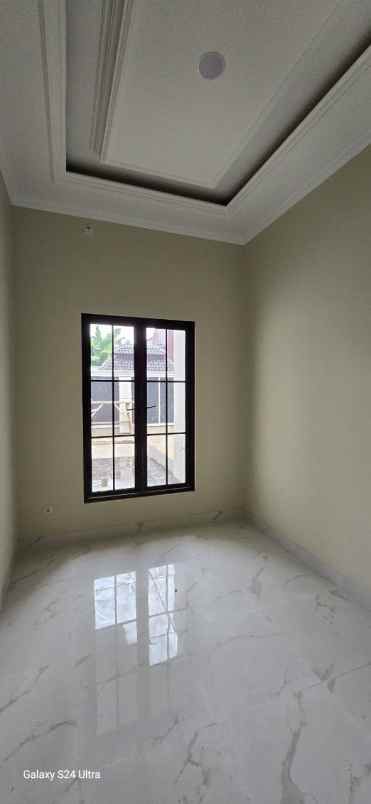 dijual rumah jalan juanda depok