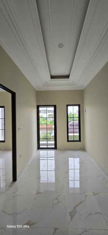 dijual rumah jalan juanda depok