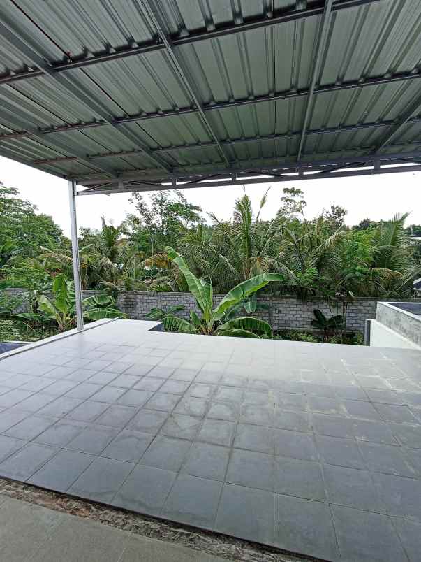 dijual rumah jalan kaliurang km 13