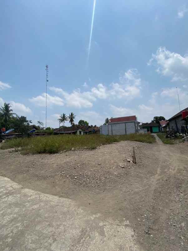 dijual rumah jalan palagan km 13 5