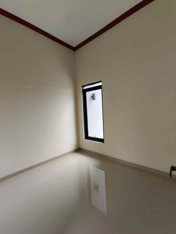 dijual rumah jalan pelabuhan ketapang