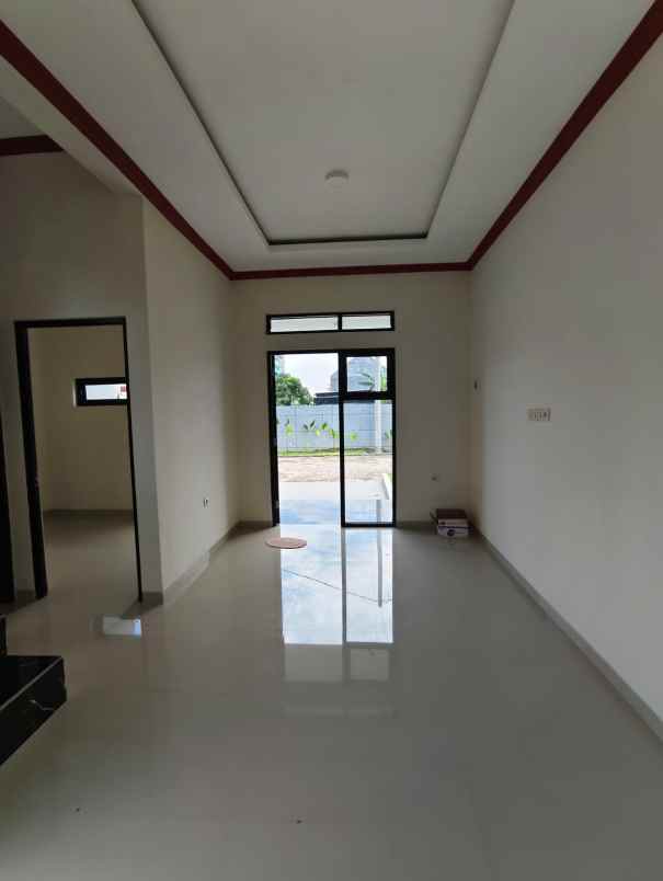 dijual rumah jalan pelabuhan ketapang