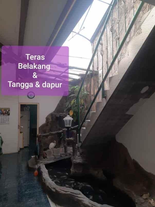 dijual rumah jalan semanggi