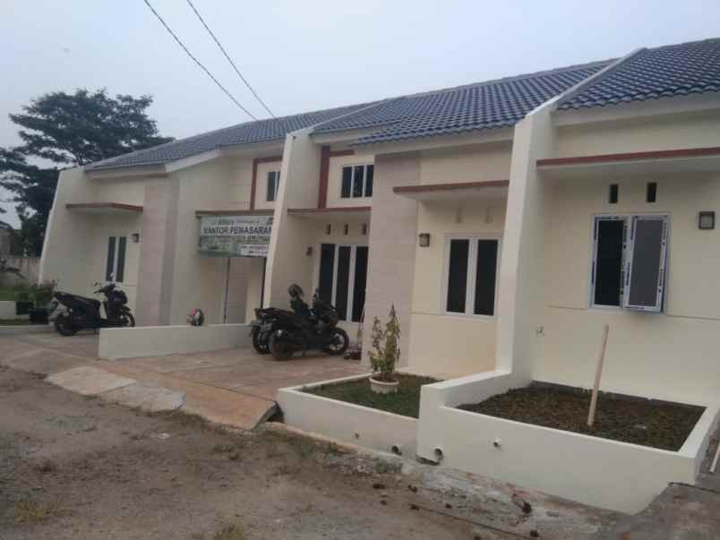 dijual rumah jalan serua