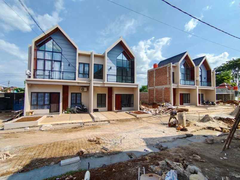 dijual rumah jalan sirojulmunir