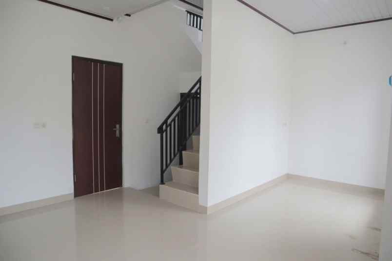 dijual rumah jalan sirojulmunir