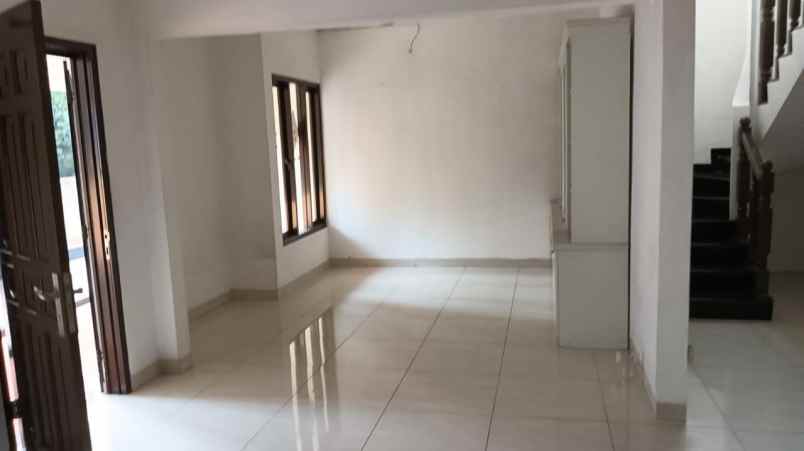 dijual rumah janur elok kelapa gading