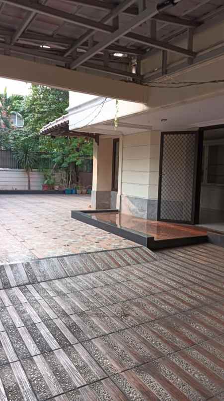 dijual rumah janur elok kelapa gading