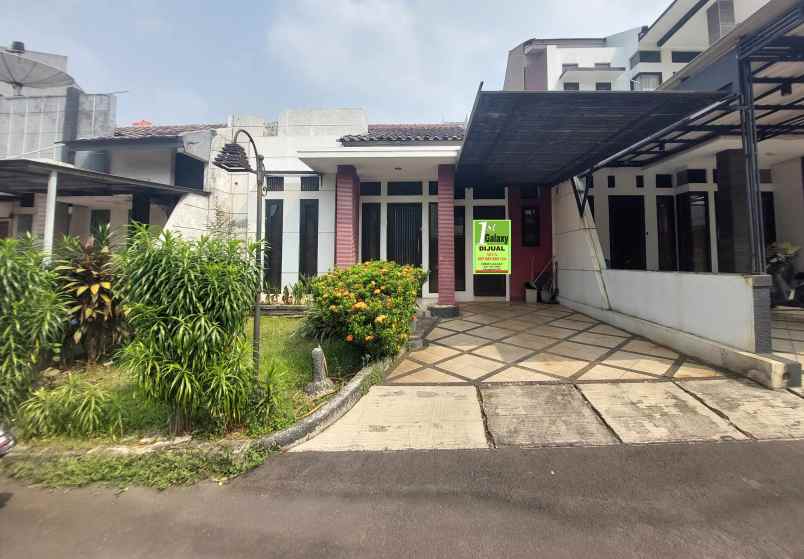 dijual rumah jati bening