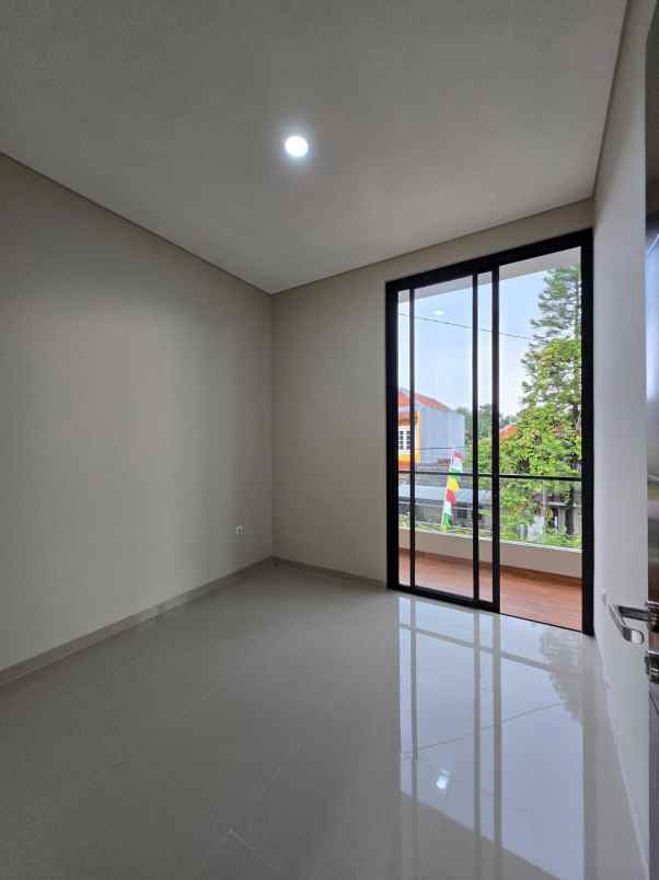 dijual rumah jatibening bekasi