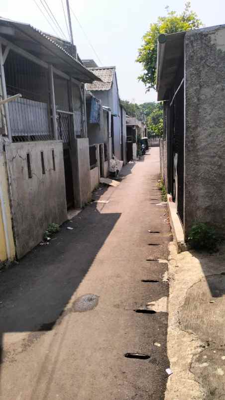 dijual rumah jatikarya kota bekasi