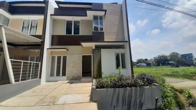 dijual rumah jatiraden