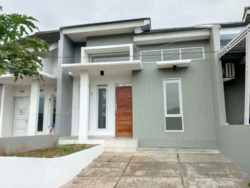 dijual rumah jl alternative bukit indah