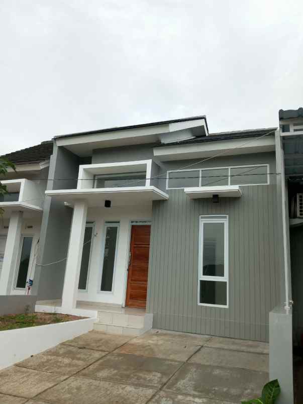 dijual rumah jl alternative bukit indah