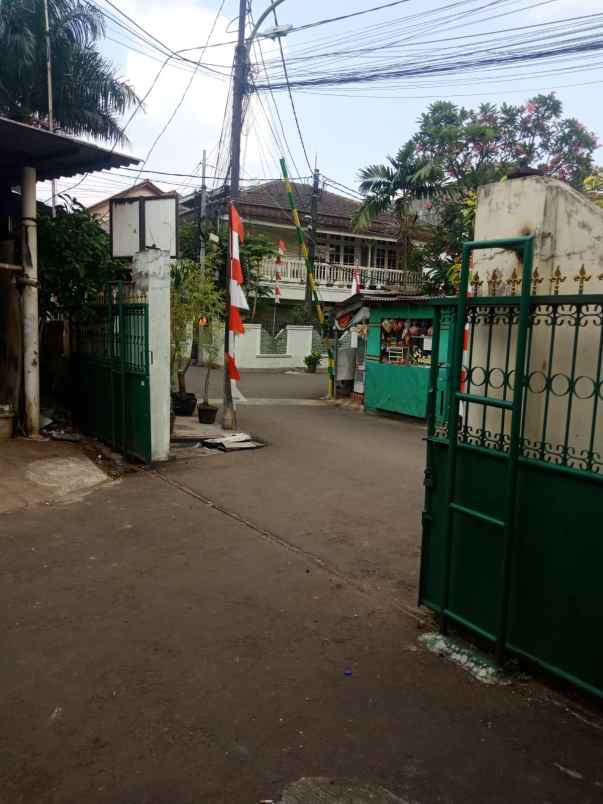 dijual rumah jl antariksa rt 2 rw 8