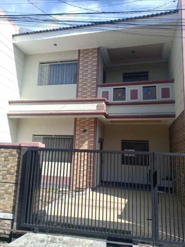 dijual rumah jl batu indah